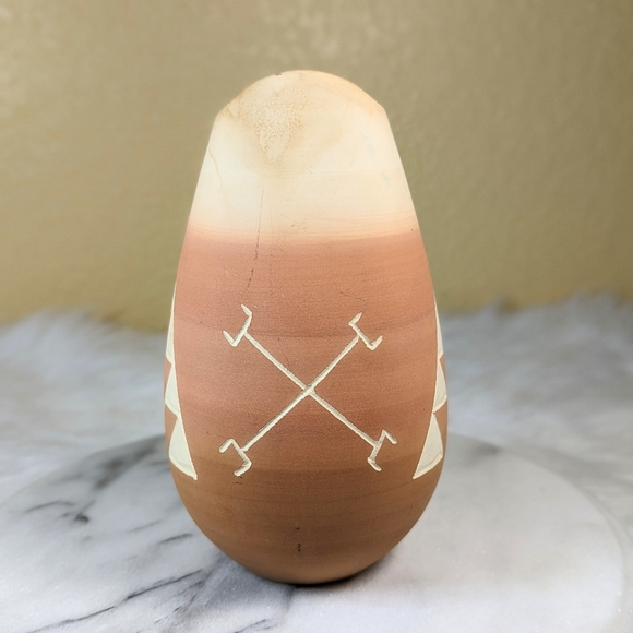 Native American Signed Vase With Aztec Design Vintage - Picture 4 of 9